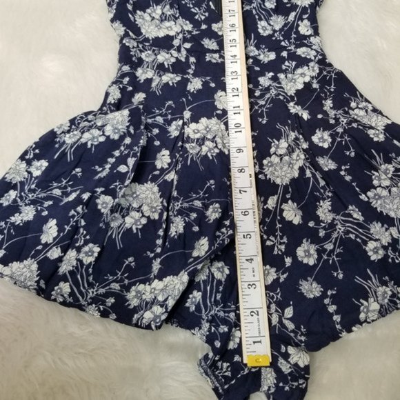 Showpo Down For The Night Navy Floral Playsuit - Picture 7 of 12